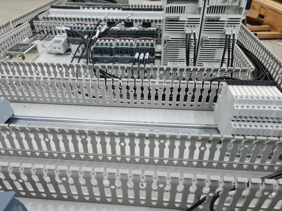 MANG-NHUA-VIGER-VCD4060